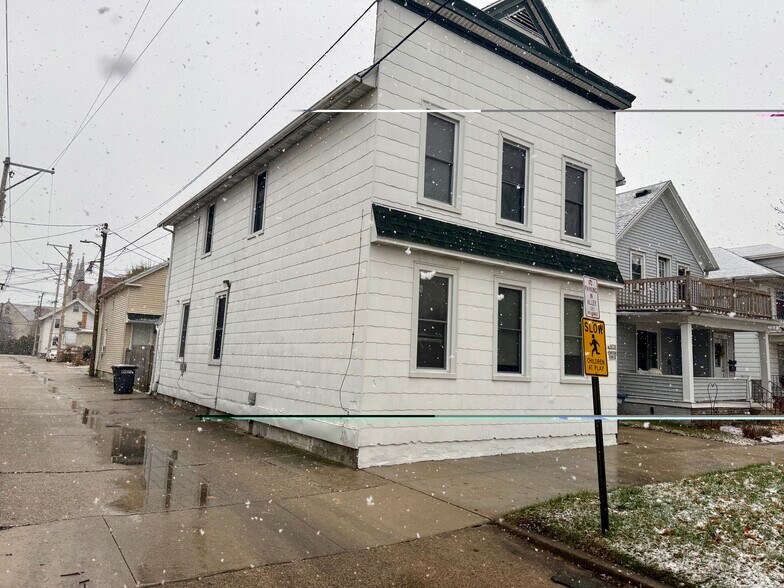 Building Photo - 1413 N 11th St