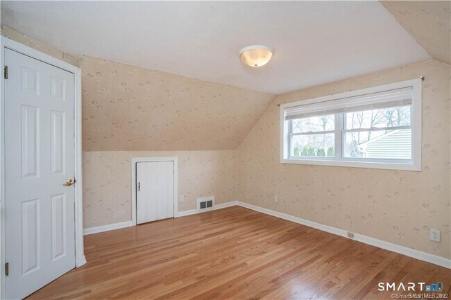 Building Photo - 34 John Smith Dr