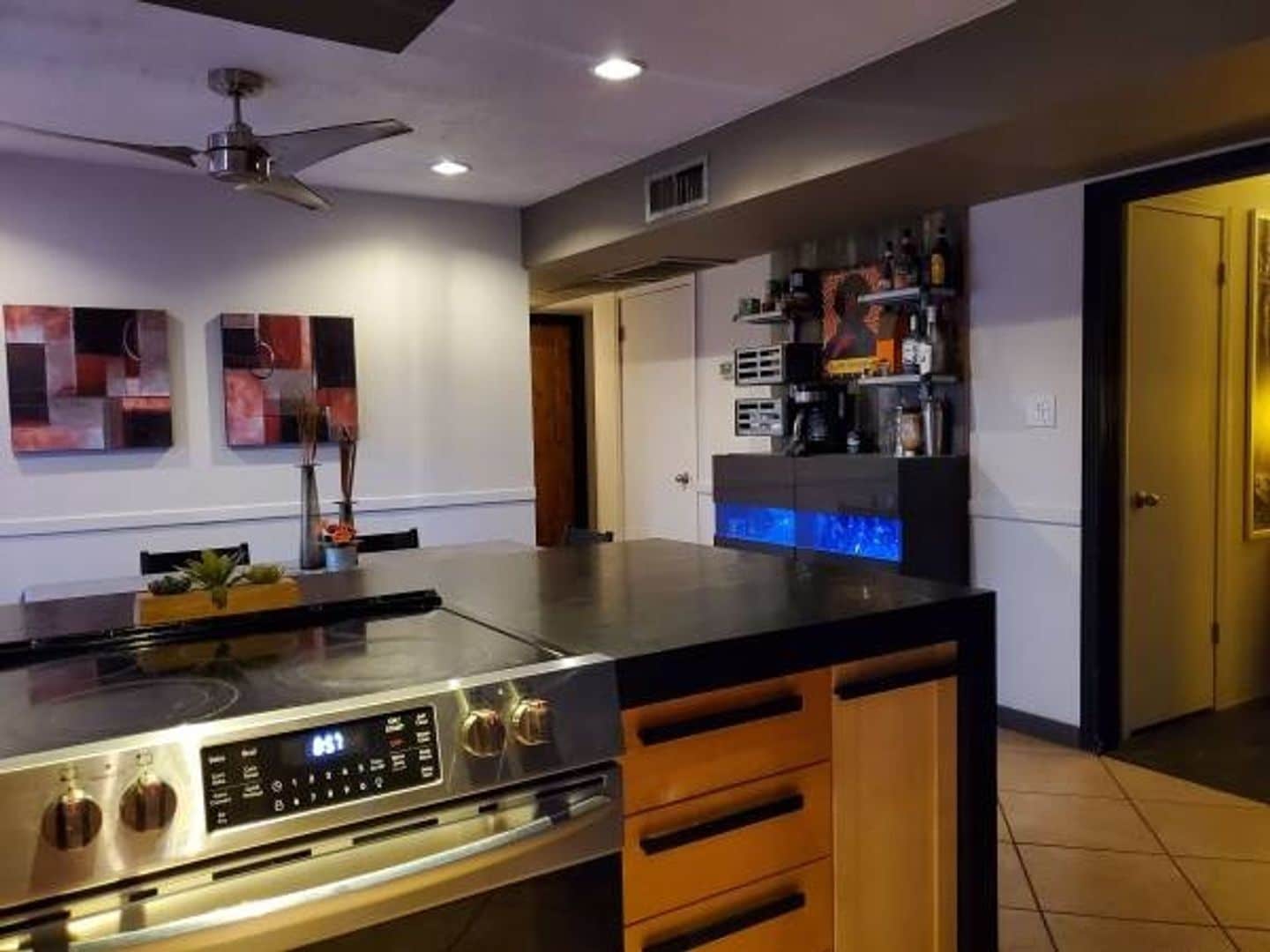 Building Photo - 1220 W Pebble Beach Dr