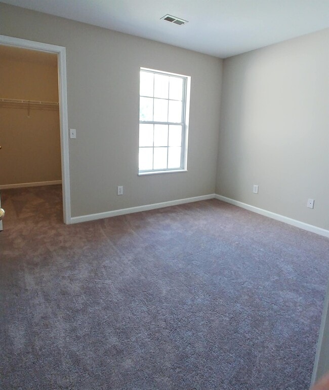 Building Photo - 3905 Hillside Terrace Ln