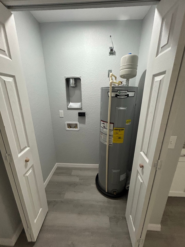 Building Photo - Bartow Duplex for Rent!