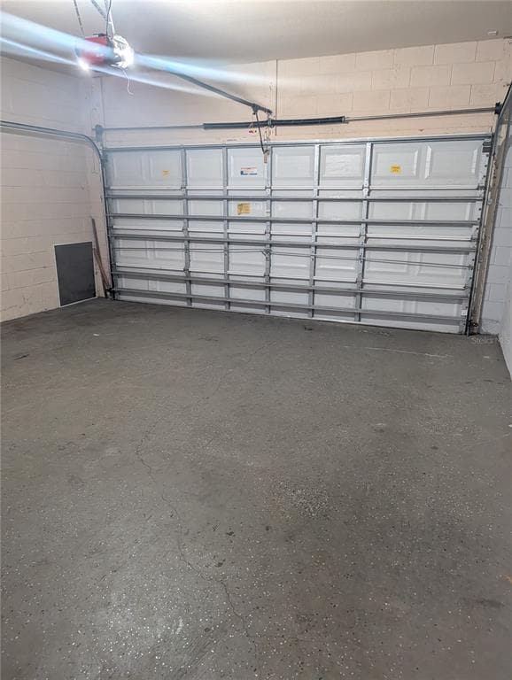 Building Photo - 20438 Maxim Pkwy