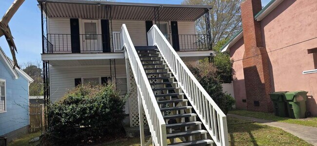 Primary Photo - 405 Warley St