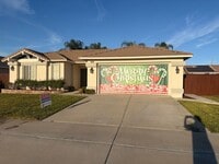 Building Photo - 4 Bed Single Story Home for rent in Wildomar