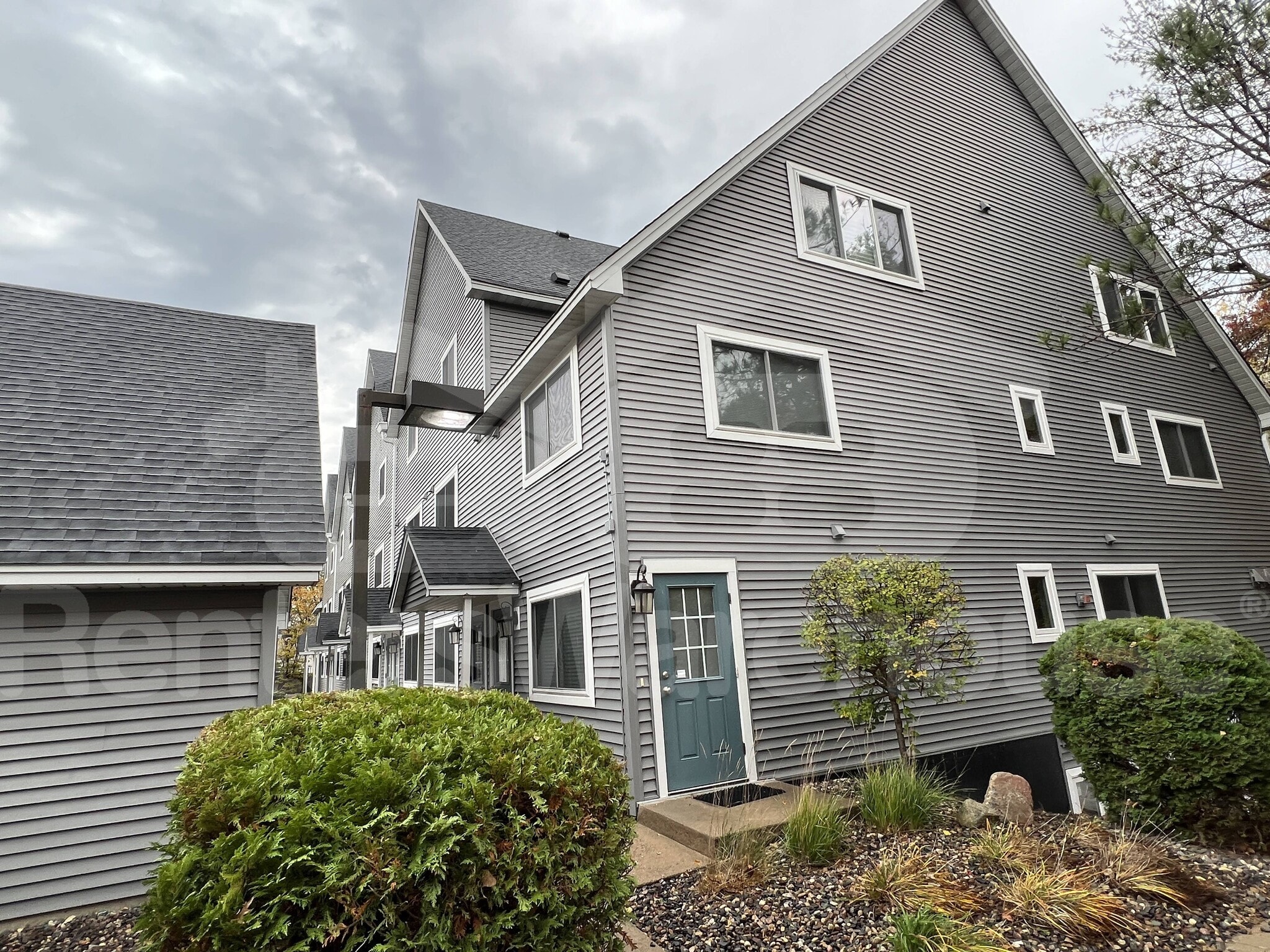 Building Photo - 5441 Rowland Rd
