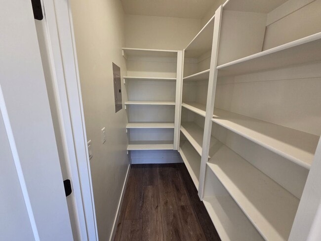 Building Photo - VIEWS from EVERY ROOM!