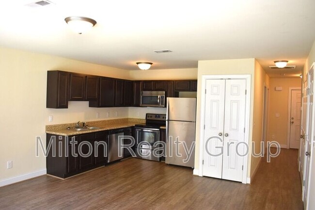 Building Photo - 26 River Stancil Dr