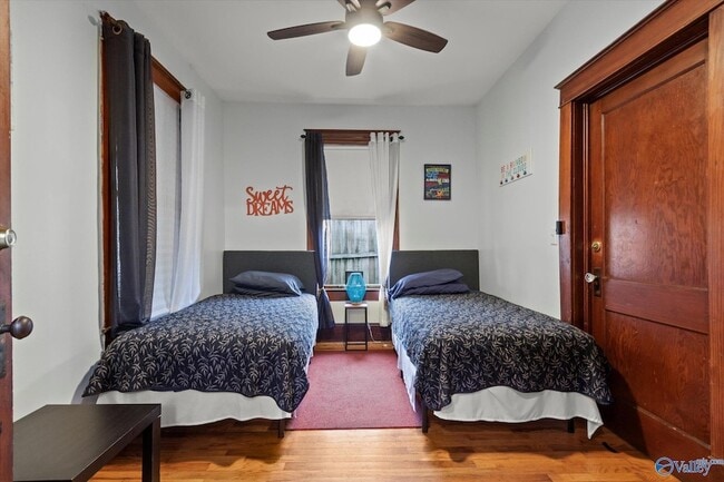 Building Photo - 603 Prospect Dr SE