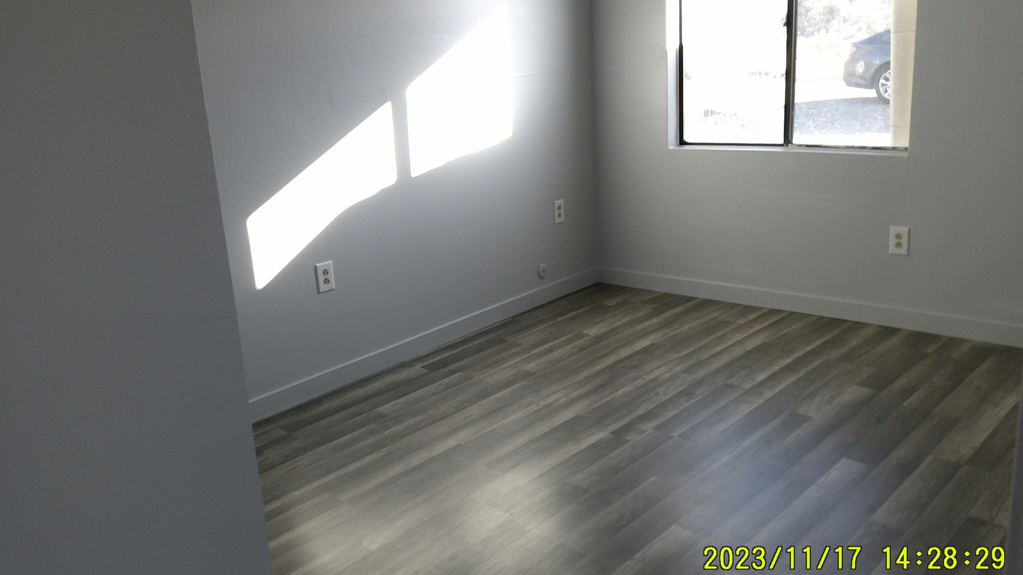 Building Photo - 332 Lake Rd