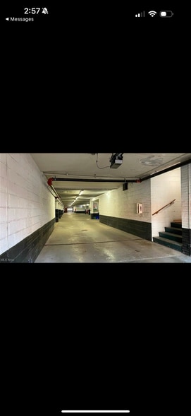Building Photo - 15825 Van Aken Blvd