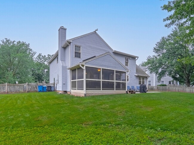Building Photo - "Stunning 4-Bed Gem with Finished Basement...