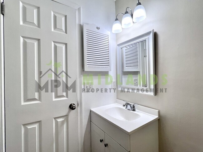 Building Photo - 29A Battery Walk Ct