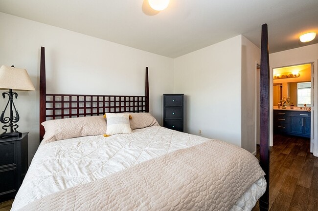 Building Photo - Waikoloa Village 2 Bedroom 2.5 Bath Furnis...