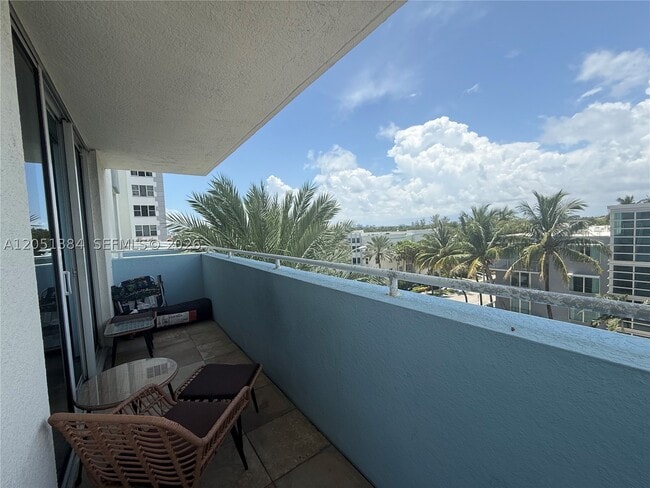 Building Photo - 9201 Collins Ave