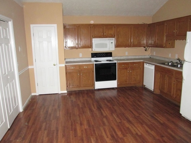 Building Photo - Cozy 3 Bedroom, 2 Bath Home in Saddlebrook