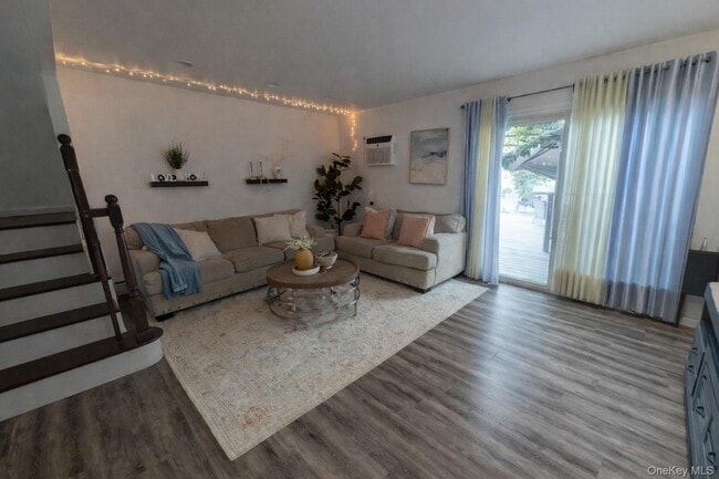 Building Photo - 4 McLaughlin Ave