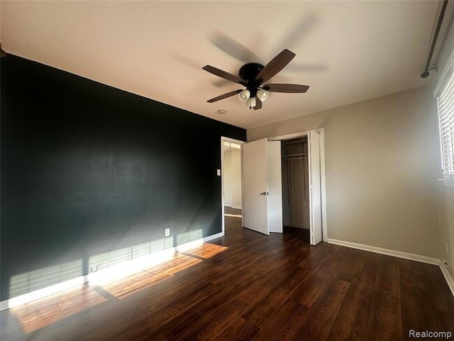 Building Photo - 4614 Olivia Ave
