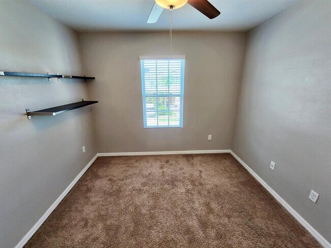 Building Photo - 335 Arbor Lakes Dr