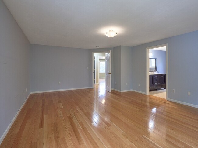 Building Photo - 9 Angela Rose Ln