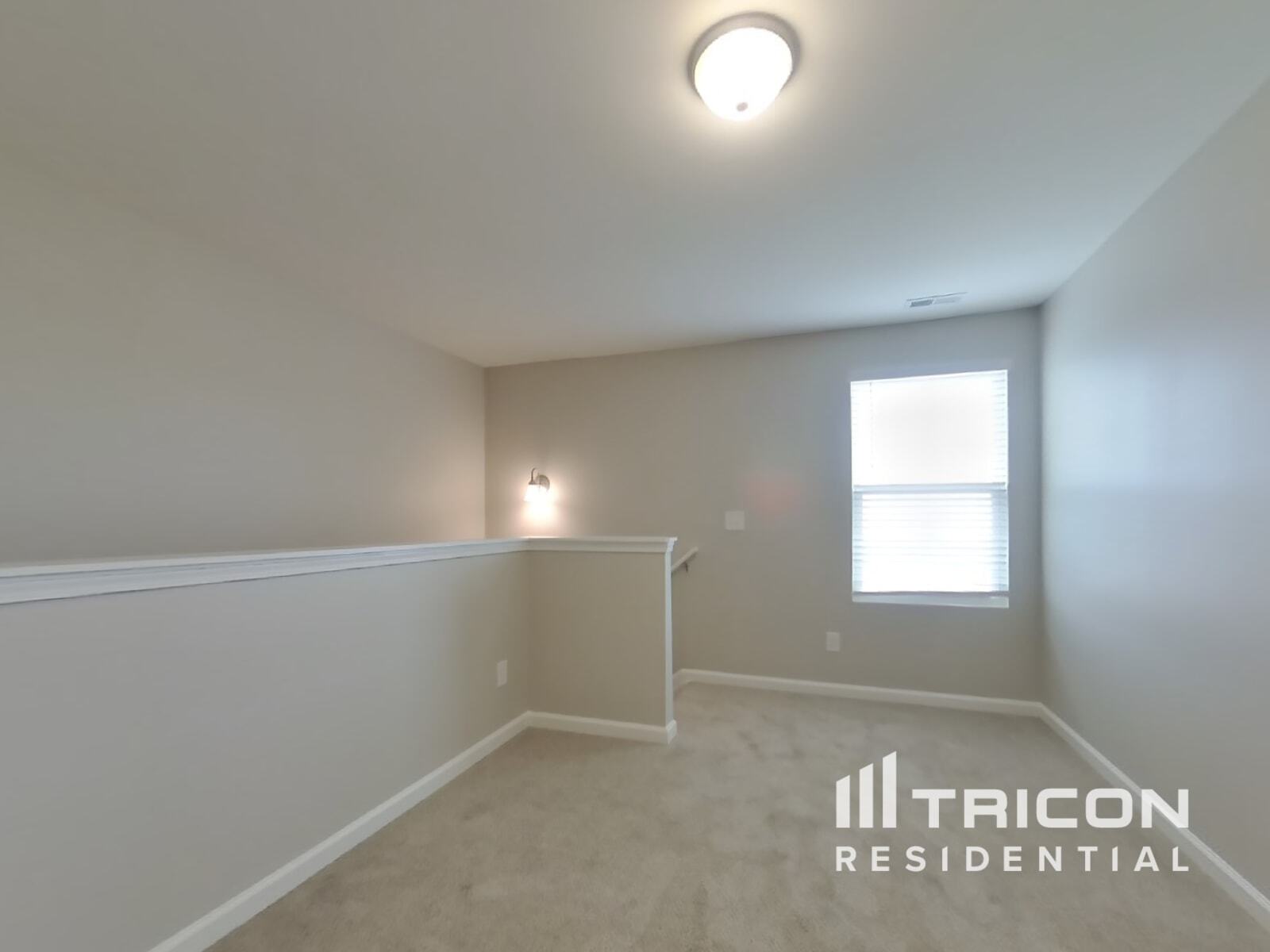 Building Photo - 129 Verona Dr NW