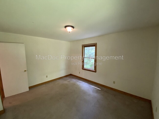 Building Photo - 28341 Edgar Rd