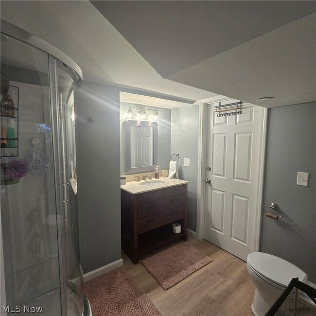 Building Photo - 3842 Parkdale Rd