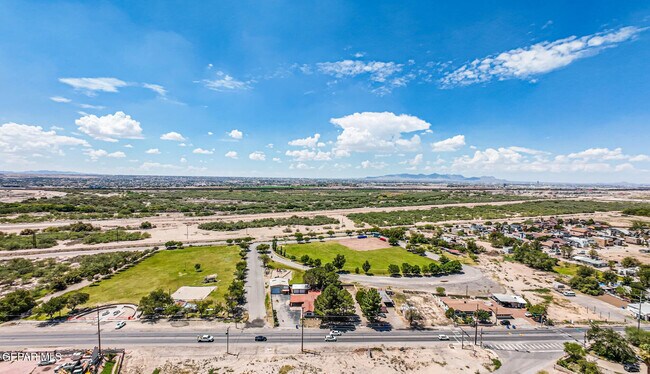 Building Photo - 10650 Socorro Rd