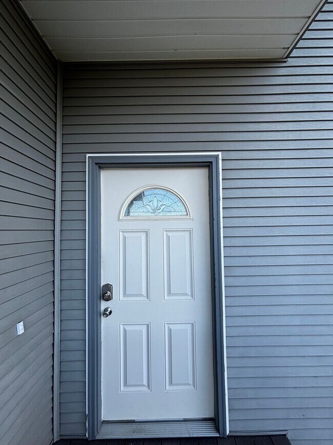 Building Photo - 2620 10th St