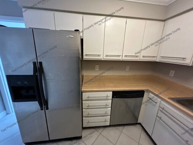 Building Photo - 5612 Hamstead Crossing