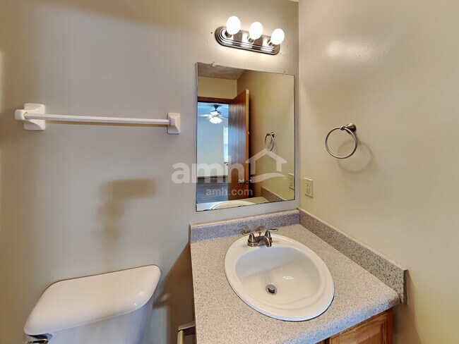 Building Photo - 1350 Randan Drive