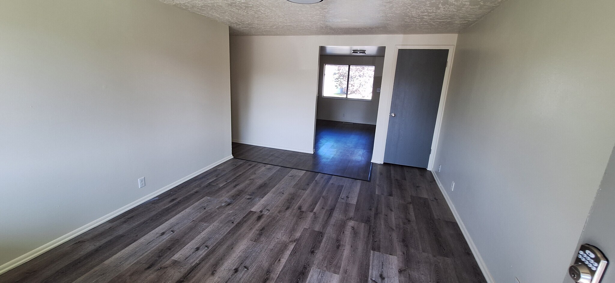 Building Photo - 1110 S Graff Cir