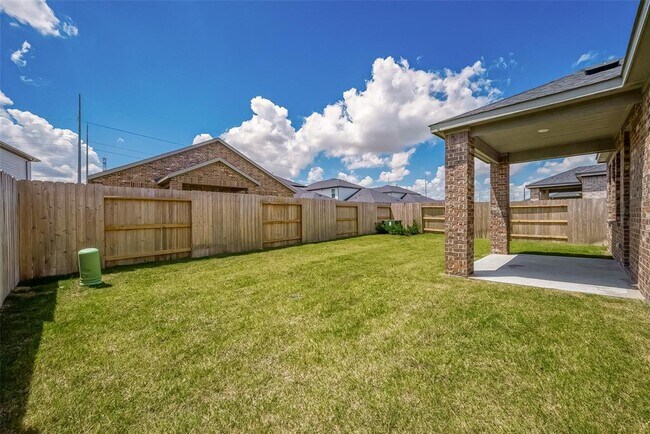 Building Photo - 21807 White Stone Creek Dr