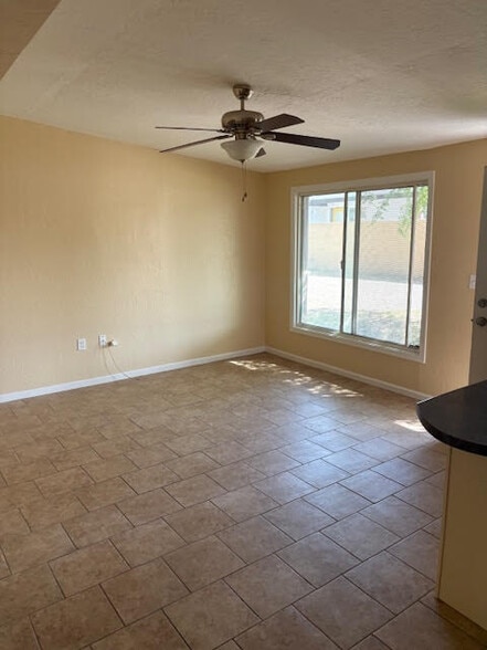 Building Photo - 776 W Coolidge St