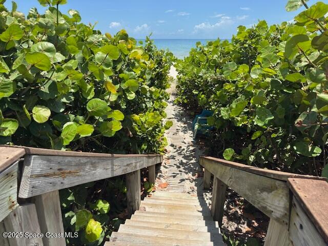 Building Photo - 1095 Jimmy Buffett Mem Hwy