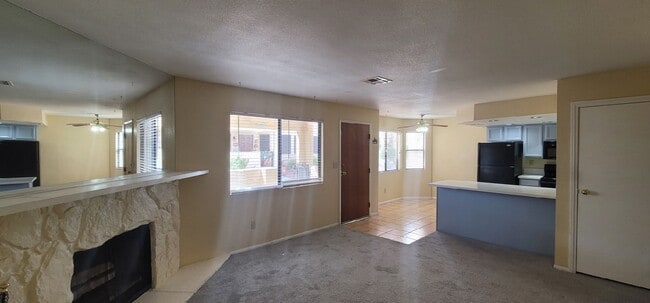 Building Photo - 1204 Observation Dr