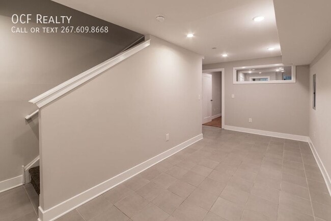 Building Photo - 1020 S 53rd St