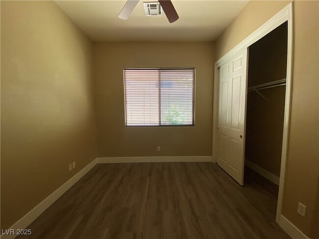 Building Photo - 17 Moraine Dr