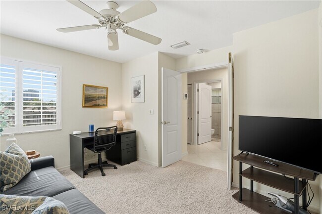 Building Photo - 7048 Pelican Bay Blvd