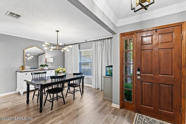 Building Photo - 1585 Crabapple Cove Ct N