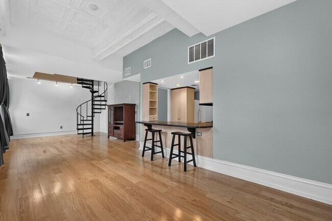 Building Photo - 2400 Baynard Blvd