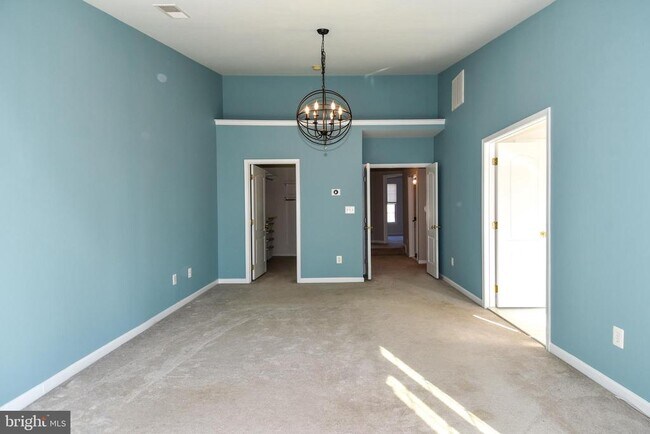 Building Photo - 43265 Morven Square