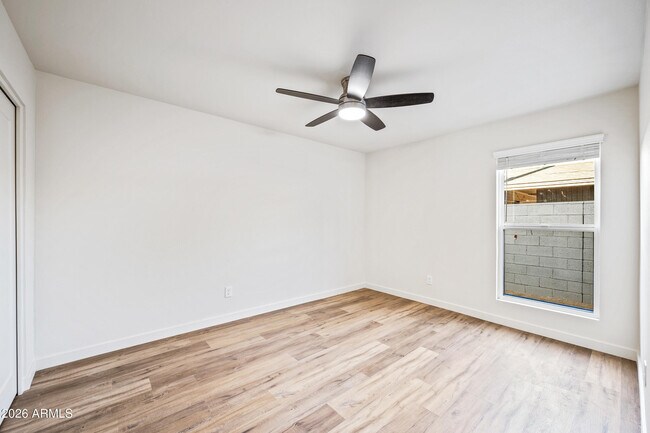 Building Photo - 4139 N 27th St