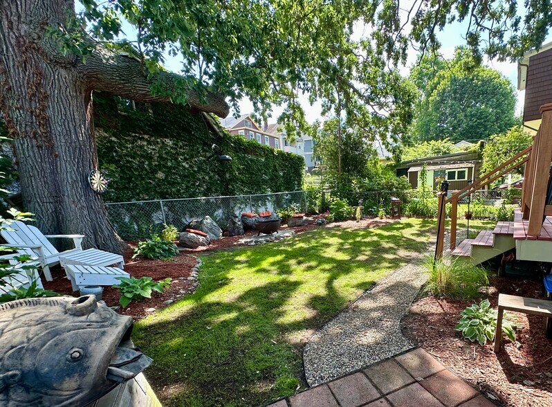 Building Photo - 33 High St