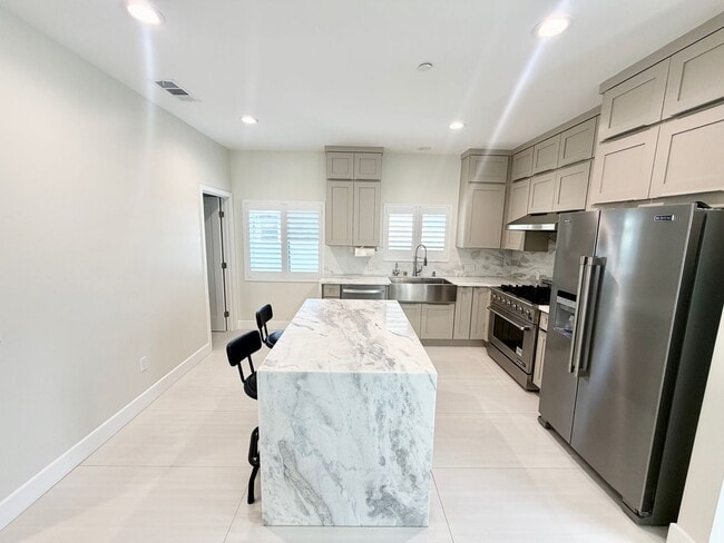 Building Photo - Brand New 2025 ADU in Prime Temple City Location!