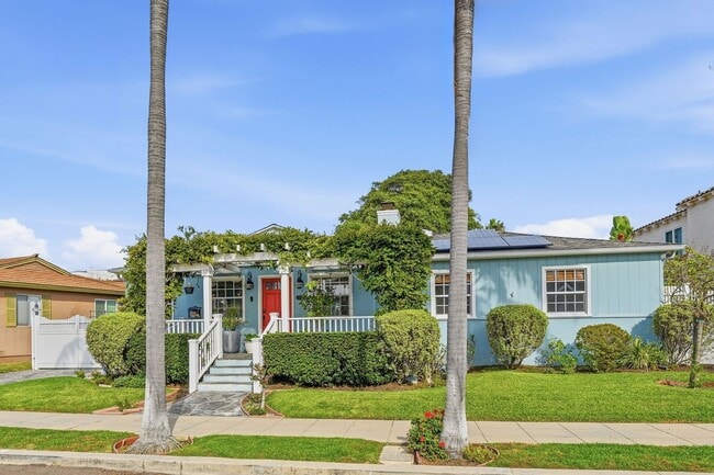 Building Photo - MISSION BAY 4-BED/3-BATH - 3 MIN WALK TO BAY