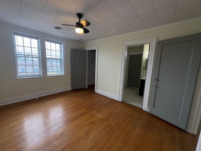 Building Photo - 1024 Quintard Ave