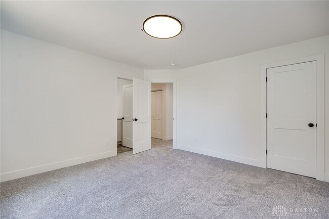 Building Photo - 4253 Pleasant View Ave