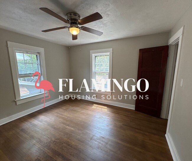 Building Photo - Spacious 3-Bedroom Home with Central Air & Garage in Dayton