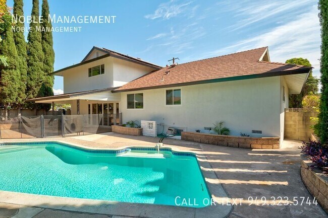 Building Photo - 700 S Yorba St