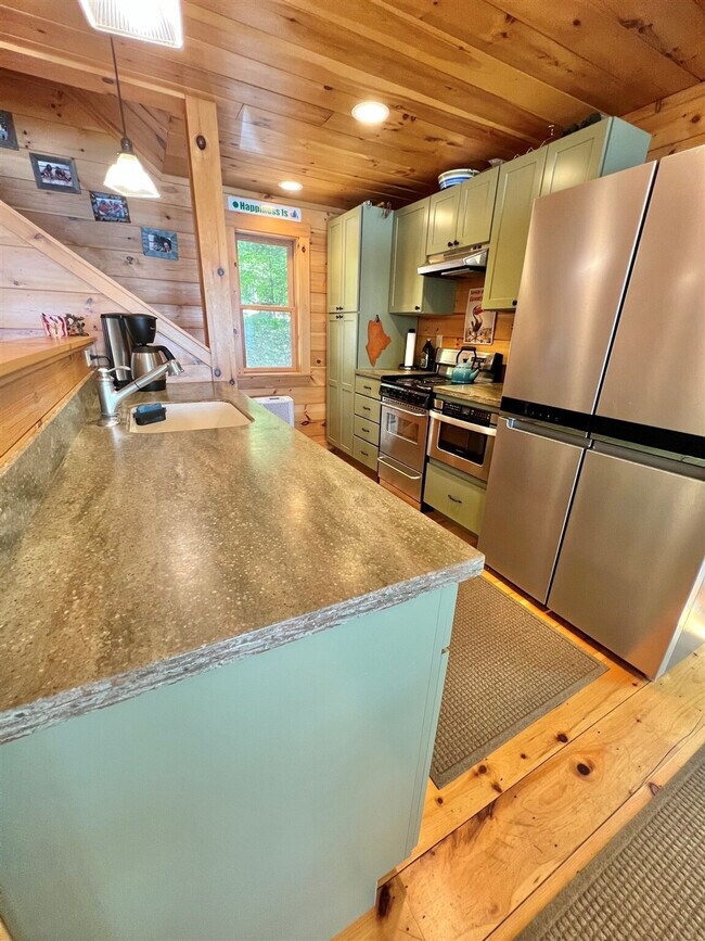 Building Photo - 185 Big Sandy Rd